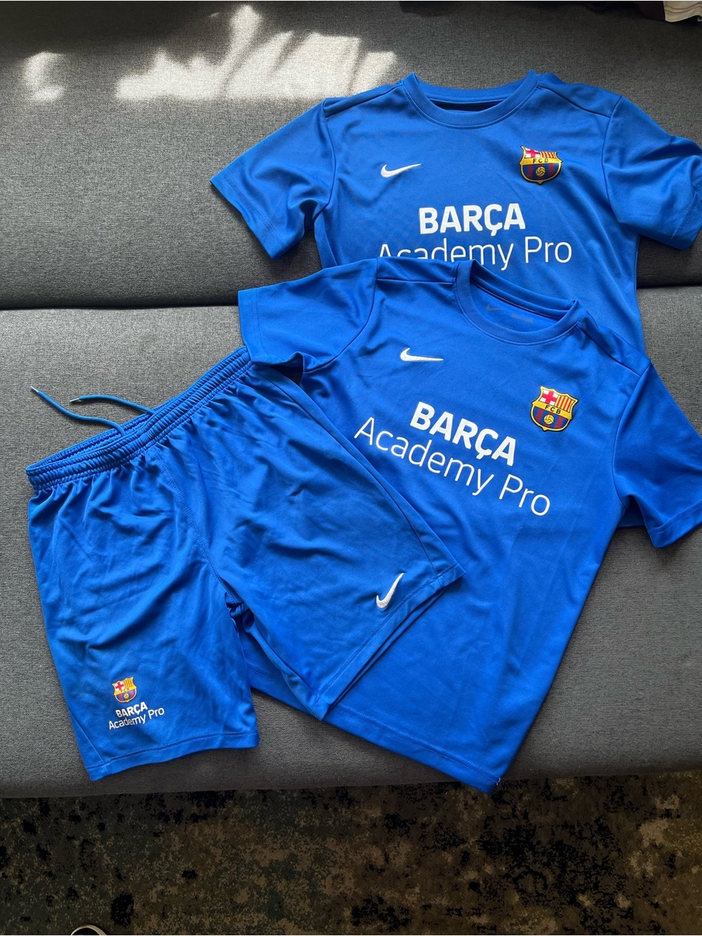 Nike FC Barcelona Barça Academy Pro Training Kit 3 Pc size L Youth
